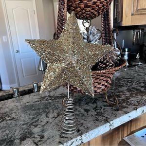 Gold Sparkle Christmas Tree Topper Preowned Like New Condition